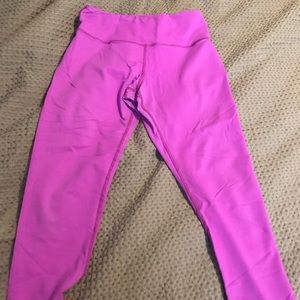 Bright purple active capris